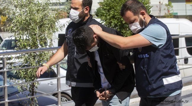 Ankara'da çok sayıda ruhsatsız silah taşıyan 2 şüpheli yakalandı