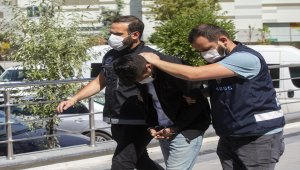 Ankara'da çok sayıda ruhsatsız silah taşıyan 2 şüpheli yakalandı