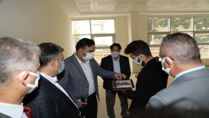 Ankara Gençlik ve Spor Müdürü Çelik, yapımı süren tesisi inceledi 