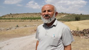 Bahçesinde yetiştirdiği hünnabın gelirini Afrikalılara vakfetti