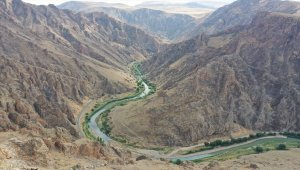 "Cam Seyir Teras", Divriği'nin turizmini zirveye çıkaracak
