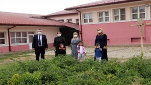 Ceza ve ödül sistemi uygulanmayan hobi bahçeli okulun uluslararası ödül gururu