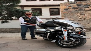 Eski Devlet Bakanı Kürşat Tüzmen Beypazarı'nda televizyon çekimlerine katıldı 