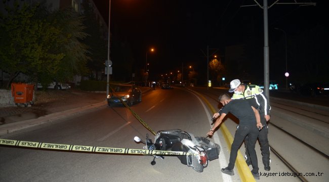 Eskişehir'de otomobil ile motosikletin çarpıştığı kazada polis memuru yaralandı