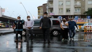 GÜNCELLEME -Kayseri'de hırsızlık operasyonunda yakalanan 4 zanlıdan 3'ü tutuklandı