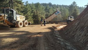 Hadim'de yol genişletme çalışması