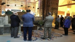 Hazreti Mevlana'nın 813. doğum yıl dönümü etkinlikleri 