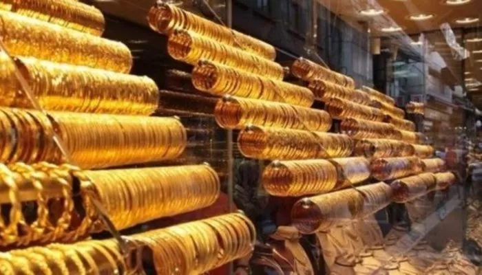 Kayseri'de Bugün: Duvarını yıkarak girdikleri kuyumcuyu soyan hırsızlar kayıplara karıştı!