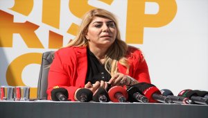 Kayserispor'da 9 futbolcu için imza töreni düzenlendi 