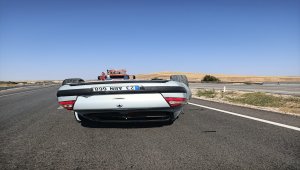 Kırıkkale'de devrilen otomobilin sürücüsü yaralandı