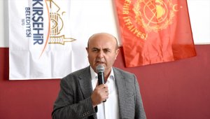 Kırşehir'de anne ve 2 çocuğunu yanan evden kurtaran itfaiye erleri ödüllendirildi