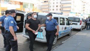 Kızılcahamam'da uyuşturucu satıcılarına yönelik operasyonda 2 kişi tutuklandı