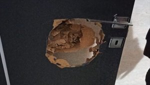 Konya'da Kovid-19 tedbirlerini ihlal eden 2 iş yerine "koçbaşı" ile baskın düzenlendi