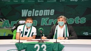 Konyaspor, 3 futbolcuyla sözleşme imzaladı