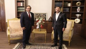 Nevşehir Belediye Başkanı Arı, Dominik Cumhuriyeti'nin Ankara Büyükelçisi Serulle'yi ağırladı