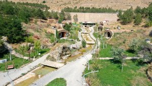 Sivas'ın "Hobbit evleri" pandemi sürecinde ilgi görüyor