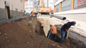 Sivas'ta eskiyen içme suyu boruları değiştiriliyor
