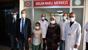 Sivas'ta iki kadına böbrek nakledildi