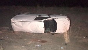 Sivas'ta otomobil devrildi: 6 yaralı 