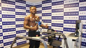 Sivasspor'un yeni transferi Olarenwaju Kayode sağlık kontrolünden geçirildi
