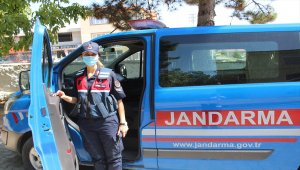 Yunak'ın ilk kadın astsubayı göreve başladı