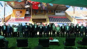 Zara'da AK Parti İlçe Başkanlığına Ahmet Okur yeniden seçildi 