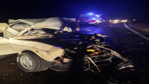 Aksaray'da otomobil ile tır çarpıştı: 1 ölü, 1 yaralı