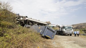Başkentte tren kazası: 2 ölü