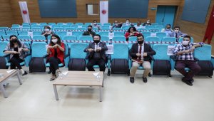 Bozok Üniversitesin'de öğretim görevlileri "işaret dili" eğitimi aldı
