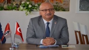 CHP Karaman İl Başkanı Kağnıcı, esnaf sorunlarıyla ilgili basın açıklaması yaptı
