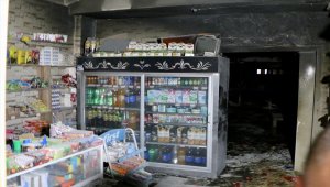 Eskişehir'de markette çıkan yangında 6 kişi dumandan etkilendi