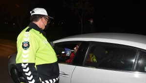 Eskişehir'de trafik denetiminde 158 sürücüye ceza