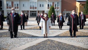 Eskişehir Teknik Üniversitesi akademik yılı törenle başladı