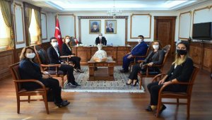 Girişimci kadınlardan Kırşehir Valisi Akın'a ziyaret