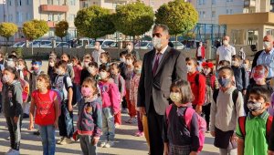 Ilgın Belediye Başkanı Ertaş'tan öğrencilere ziyaret