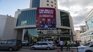 Kahramankazan'da esnafa Azerbaycan ve Türk bayrakları dağıtıldı