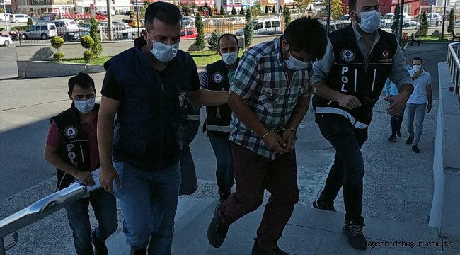 Karaman'da 3 kişi uyuşturucu ticareti yaptıkları iddiasıyla tutuklandı
