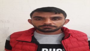 Kayseri'de firari hükümlü, halının içine sarılmış halde yakalandı