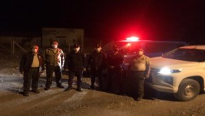 Kayseri'de kaçak avlanan 3 kişi suçüstü yakalandı