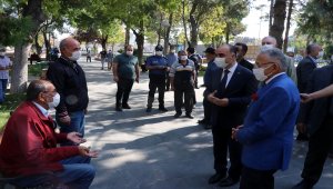 Kayseri'de maske kuralını ihlal eden pazarcılar, tezgah açamayacak