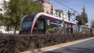 Kayseri'de tramvaylar Koramaz Vadisi ile Kültepe Kaniş-Karum görselleriyle donatıldı 