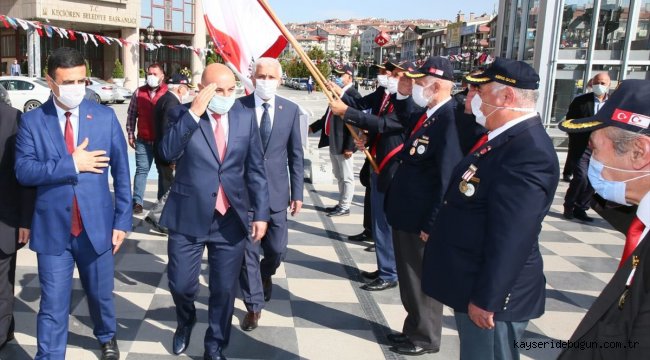 Keçiörenliler Ankara'nın başkent oluşunun 97'nci yılını kutladı