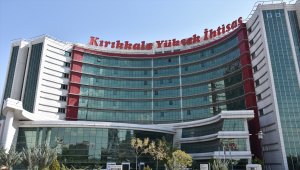 Kırıkkale'de sahte içkiden zehirlendikleri şüphesiyle hastanelere başvuran 7 kişi öldü