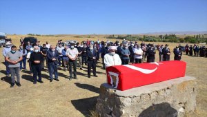 Kırşehir'de hayatını kaybeden Kore gazisi son yolculuğuna uğurlandı
