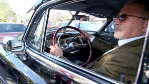 Klasik araç tutkunları Cumhuriyet Bayramı'nı başkent turuyla kutladı