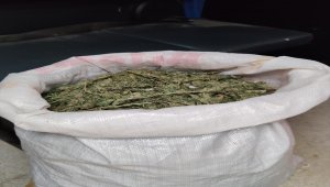 Konya'da uyuşturucu operasyonunda 3 kilo 615 gram kubar esrar ele geçirildi