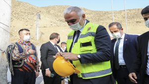 Kültür ve Turizm Bakanı Ersoy, Kalecik'te kütüphane ve kültür merkezi açılışına katıldı: 