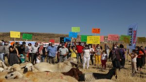 Nevşehir'de köylerinde taş ocağı işletilmesini istemeyen vatandaşlar eylem yaptı