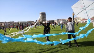 Nevşehir'de uçurtma şenliği düzenlendi
