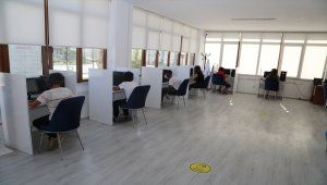 Niğde Belediyesi uzaktan eğitime katılamayan öğrenciler için EBA sınıfı kurdu